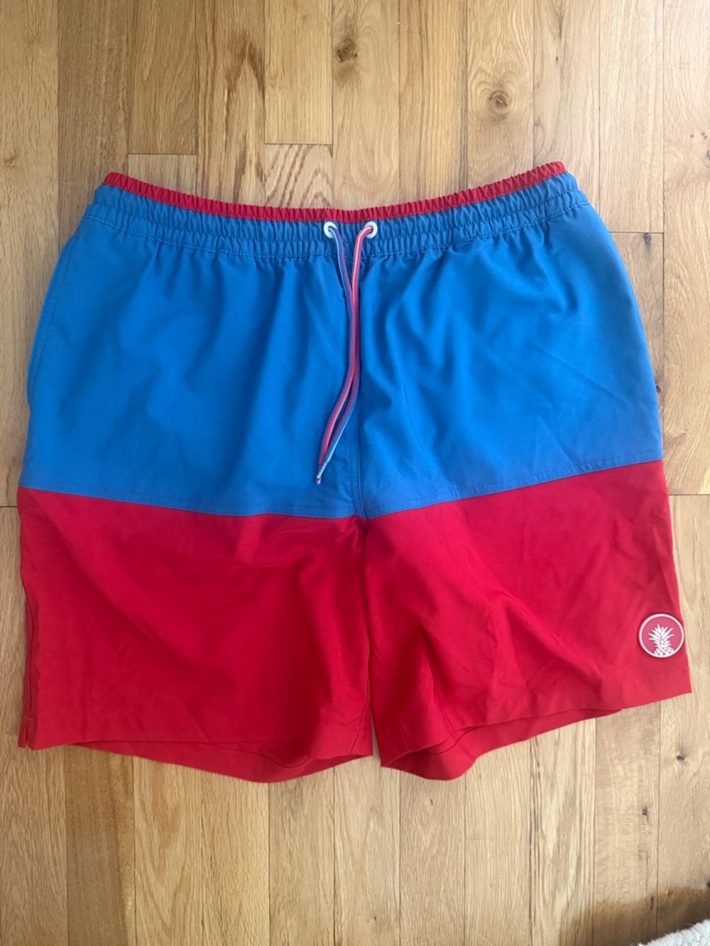 Chubbies Men’s XL Swim Trunks Red Blue 4th of July USA NWT 7” Inseam